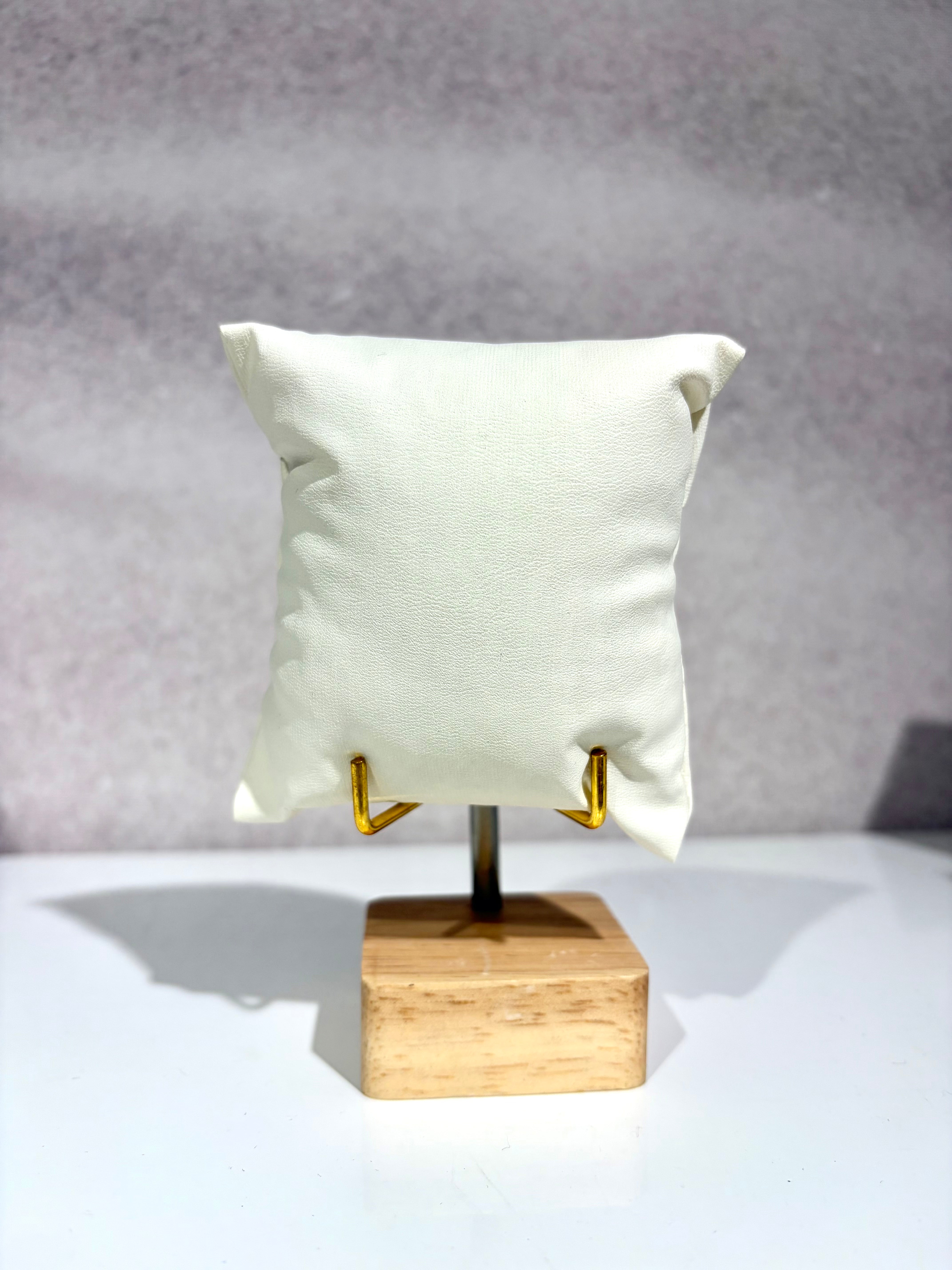 Gift Set Holder Display (INCLUDES THE PILLOW)